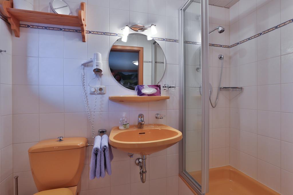 Hotel Haus Almfrieden Ramsau bei Berchtesgaden Pokoj fotografie